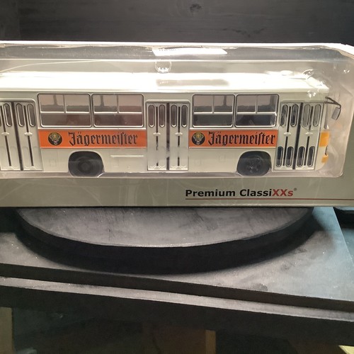 Premium classixxs ikarus - premium,