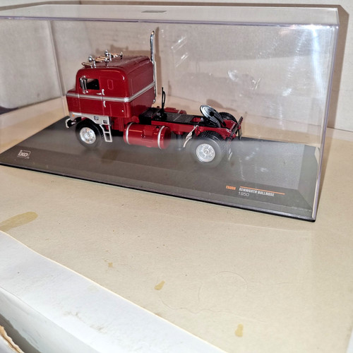 Kenworth bullnose truck 1950 - truck,,