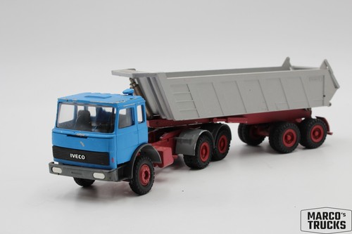 Old cars iveco - old, kipp-sattelzug