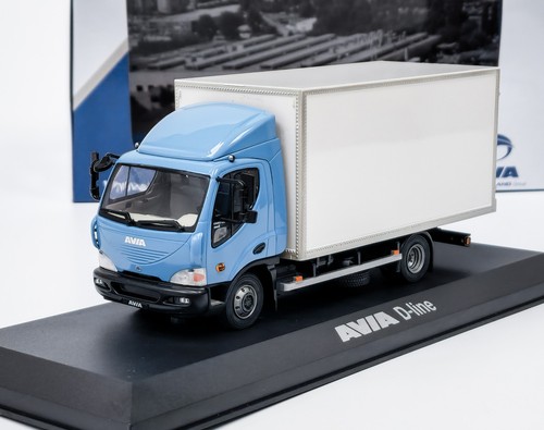 Avia line box blau - d-line, 1:43